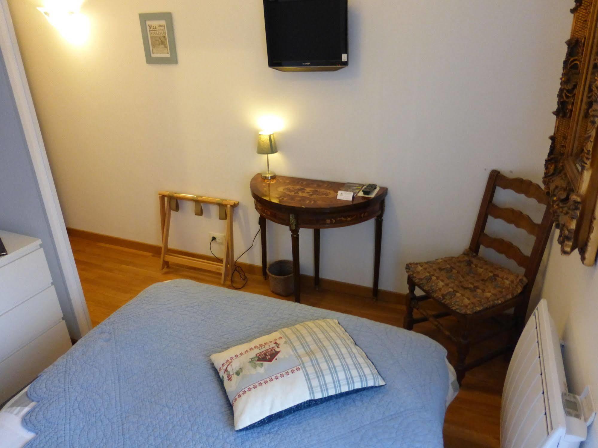 Logis Hotel La Villa Boucicaut Chalon-sur-Saone Bagian luar foto