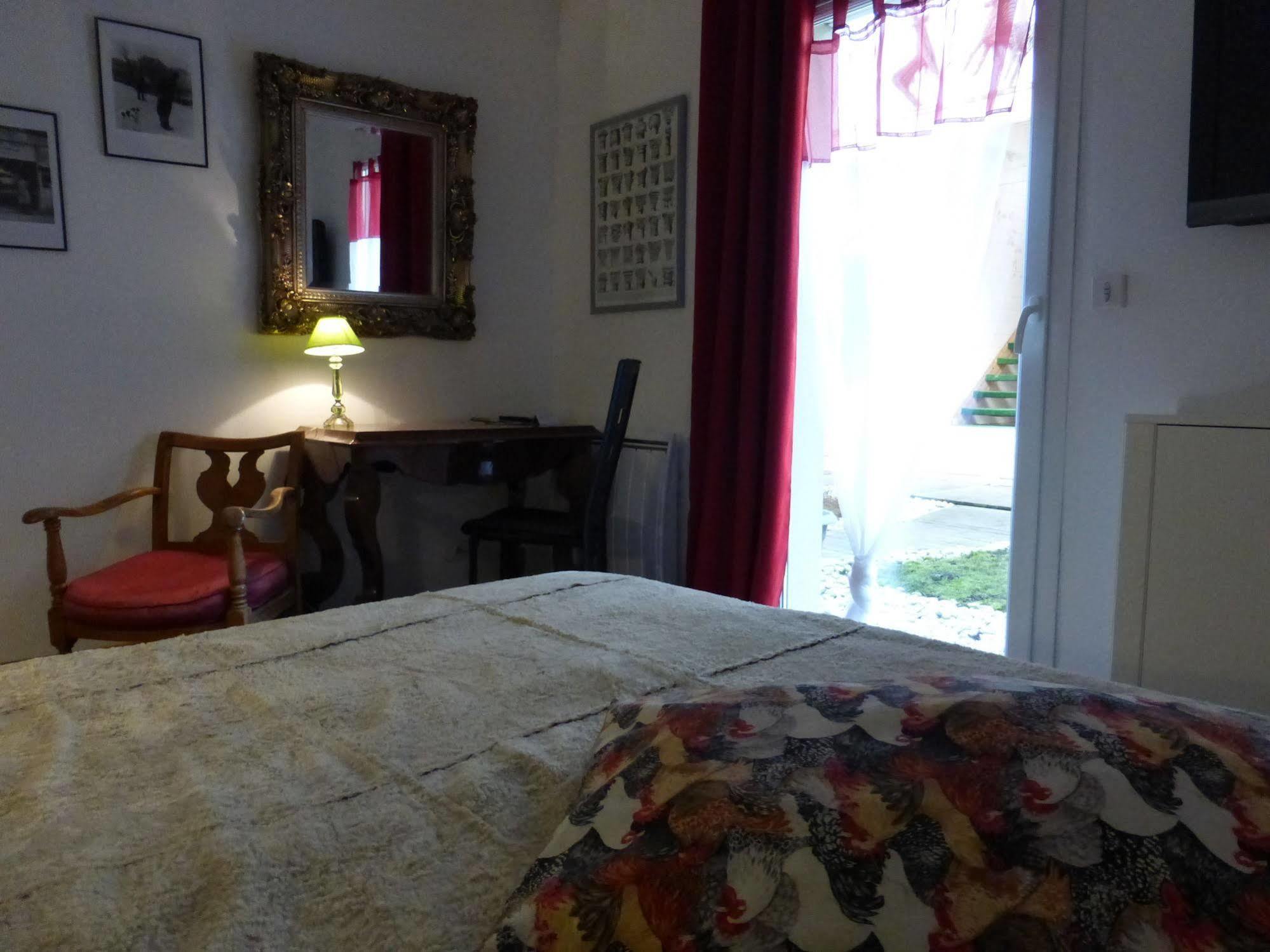 Logis Hotel La Villa Boucicaut Chalon-sur-Saone Bagian luar foto